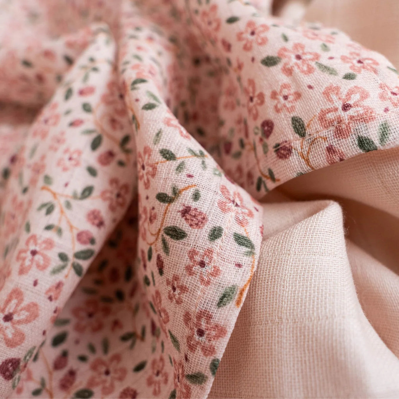 חיתולי טטרה מוסלין 70X70 ס״מ| floral&bolssom Little Dutch
