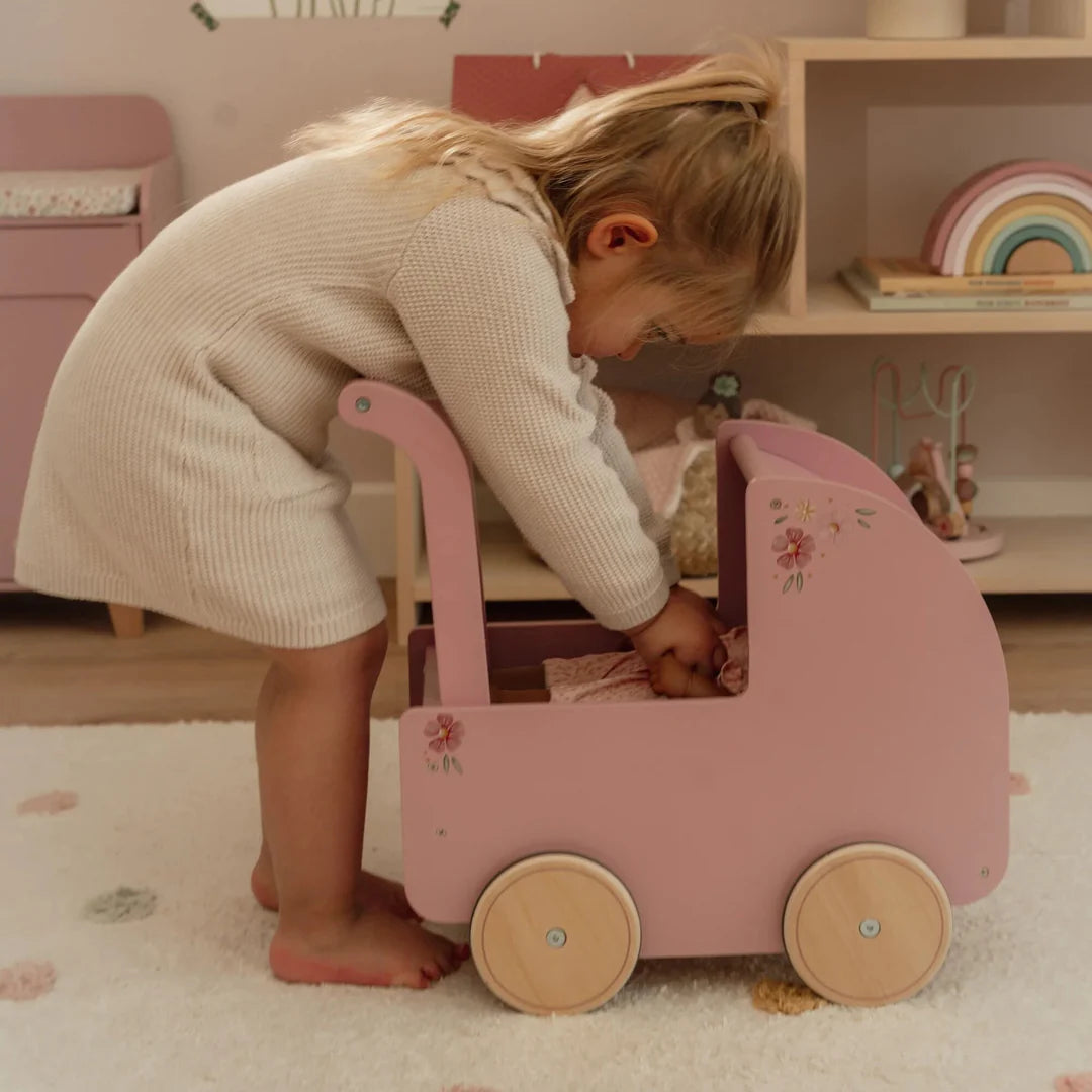 עגלת בובה מעץ Little Dutch