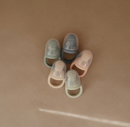 זוג נגיסון סיליקון לתינוק Mushie | ווינד