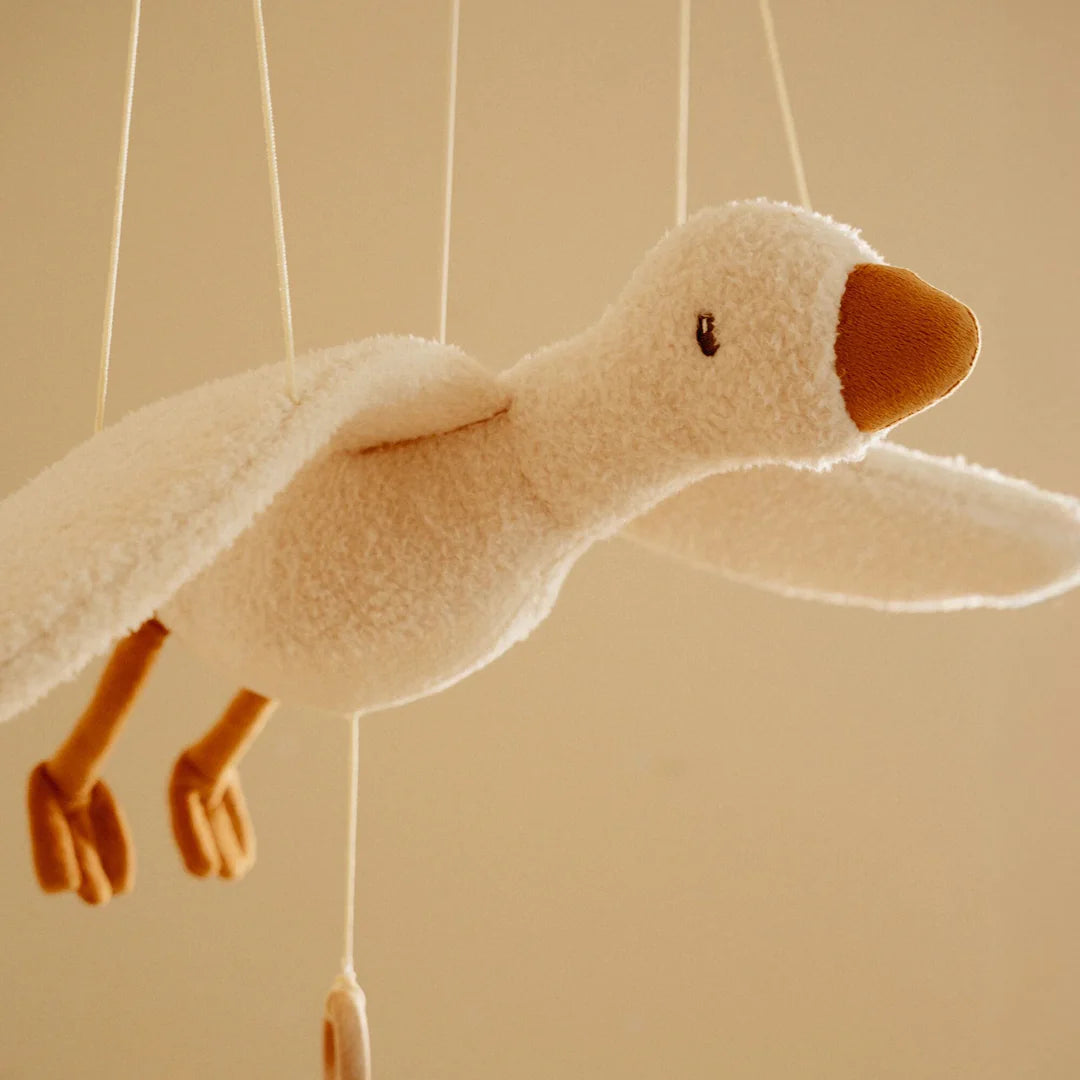 מובייל דקורטיבי אווז תלוי מעופף Little Goose Hanging Decoration | newborn naturals Little Dutch