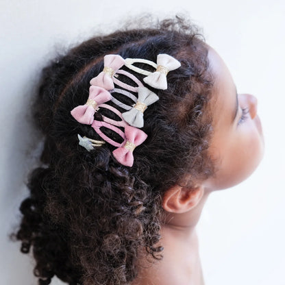 סט 5 סיכות קטנות לשיער Tinkerbell Velvet Bow Hair Clips
Mimi&Lula