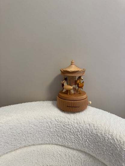 תיבת מוסיקה| קרוסלה סוסים chimes of music