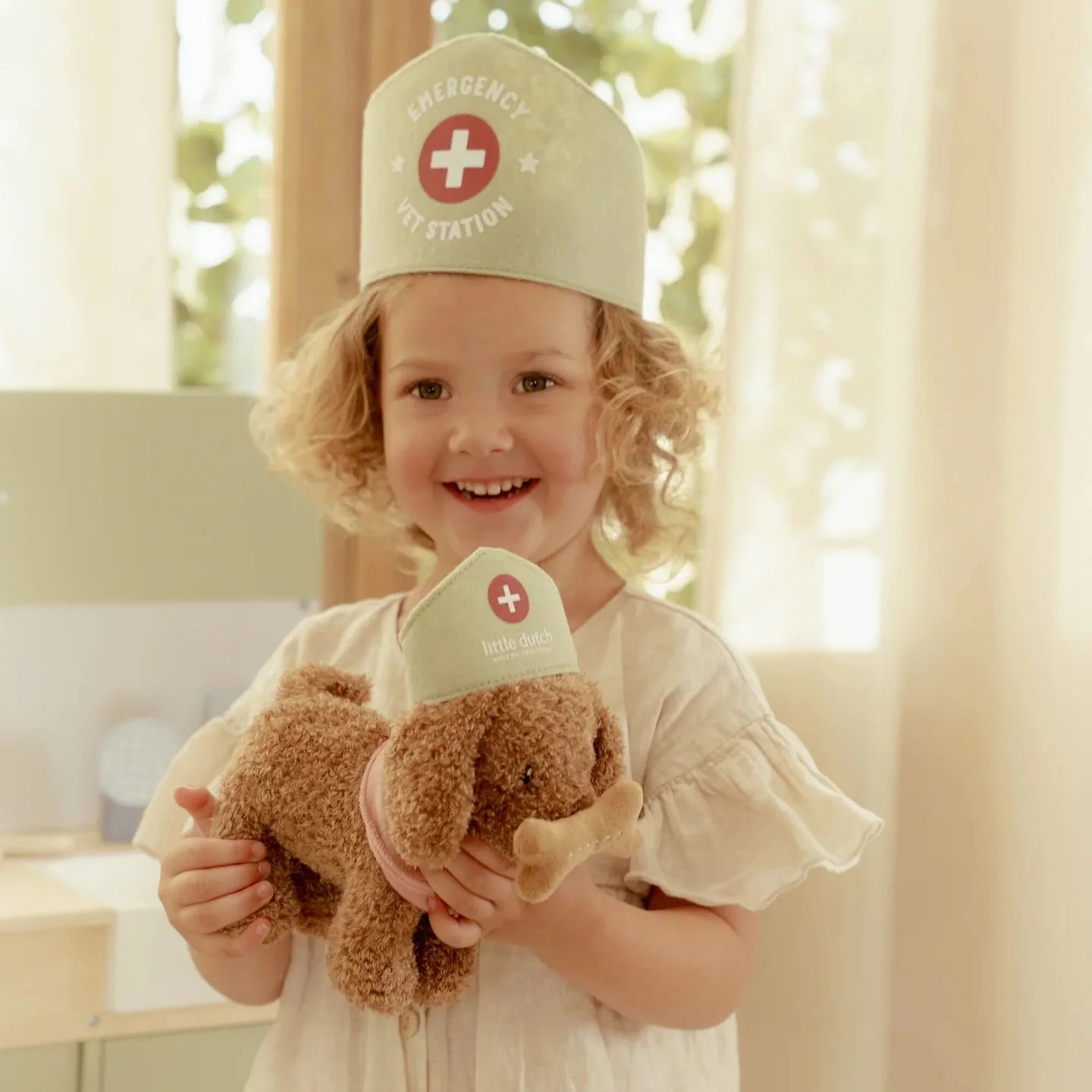 כלס חיבוק בתיק נשיאה Little Dutch