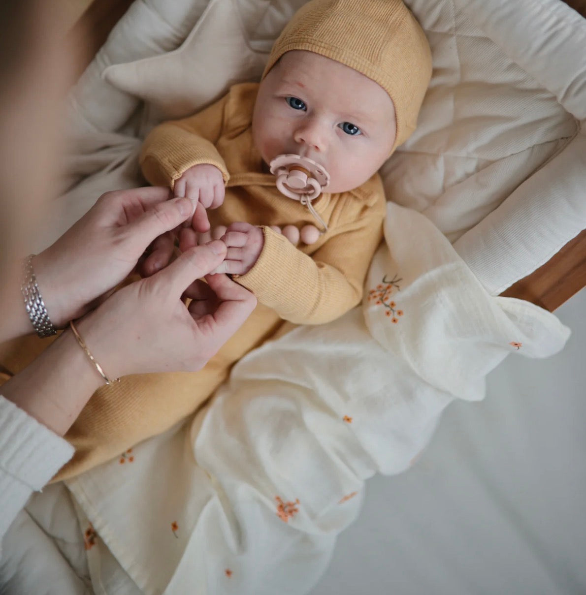 3 חיתולים אורגניים Mushie| פרחים