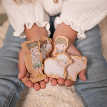 מסילת רכבת מעץ| חווה קטנה