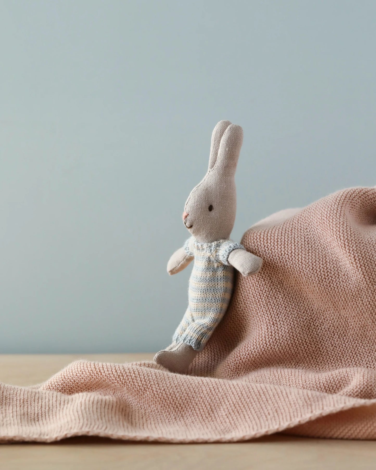 Maileg Rabbit, Micro – Pale Blue/Cream