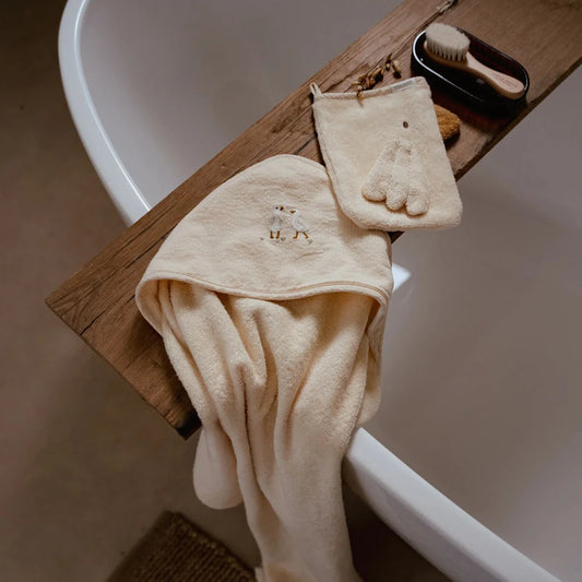 מארז מתנה לאמבטיה לתינוק| Little Dutch goose newborn naturals collection