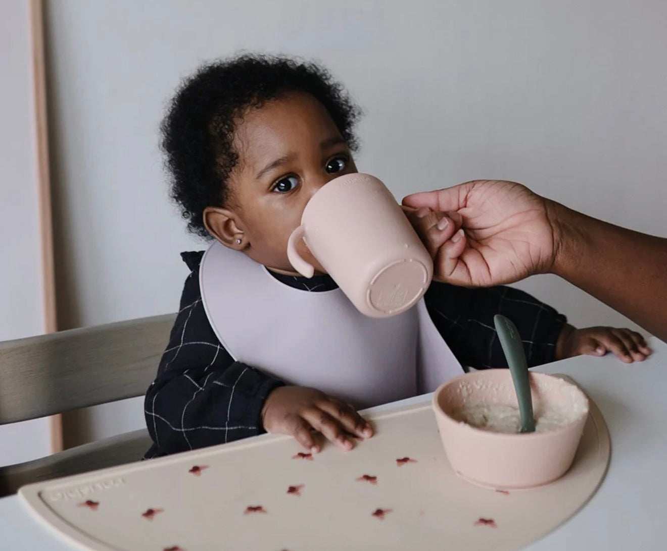 כוס אימון סיפי Mushie| בלאש