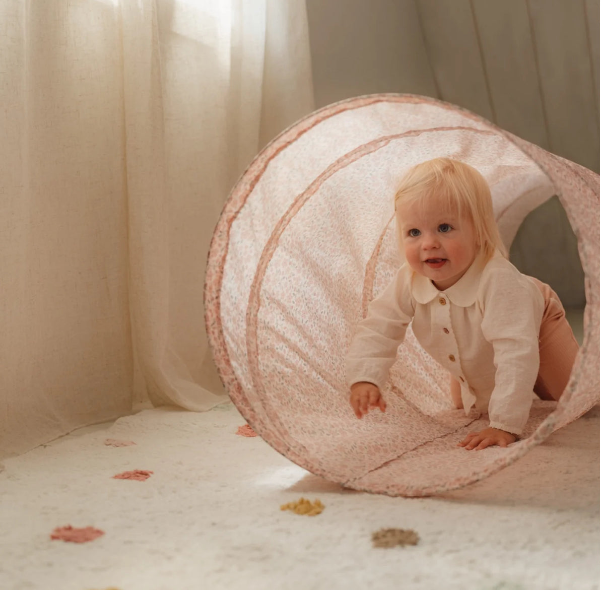 מנהרת זחילה| גן פיות