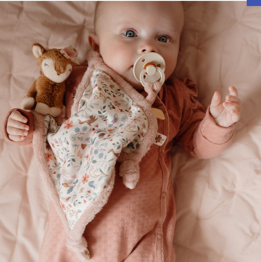 צבי בד חיבוק| גן פיות