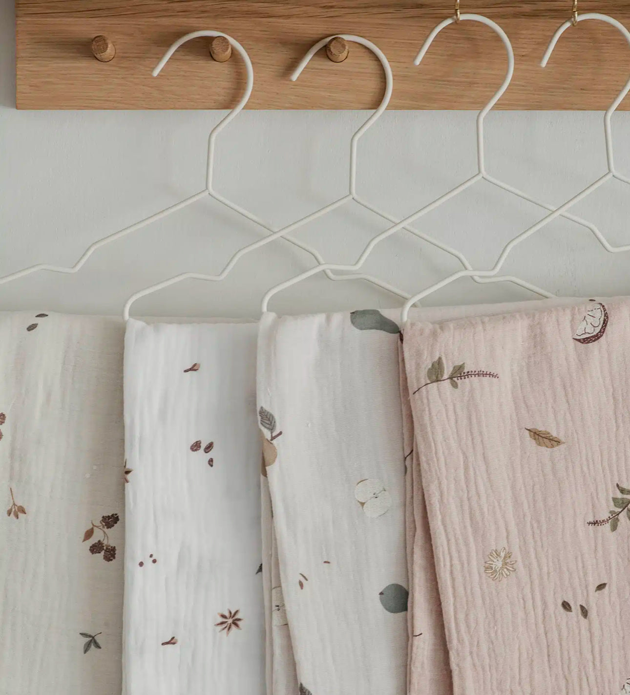 2 חיתולי טטרה גדולים – Apple pie עשוי מ- 100% כותנה מבד טטרה