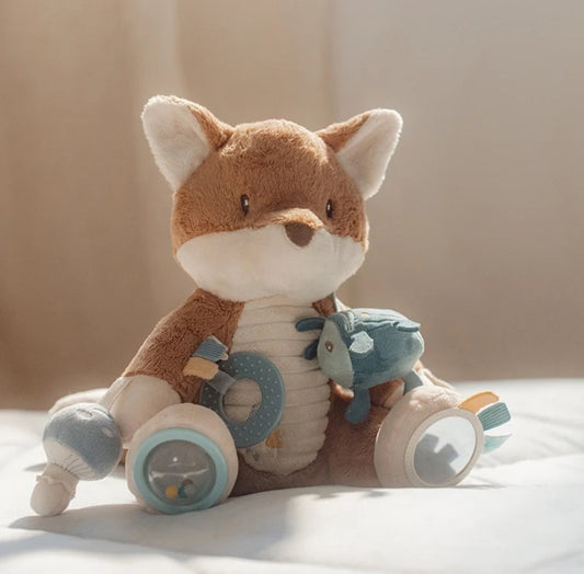 שועל פעילות|חברי יער