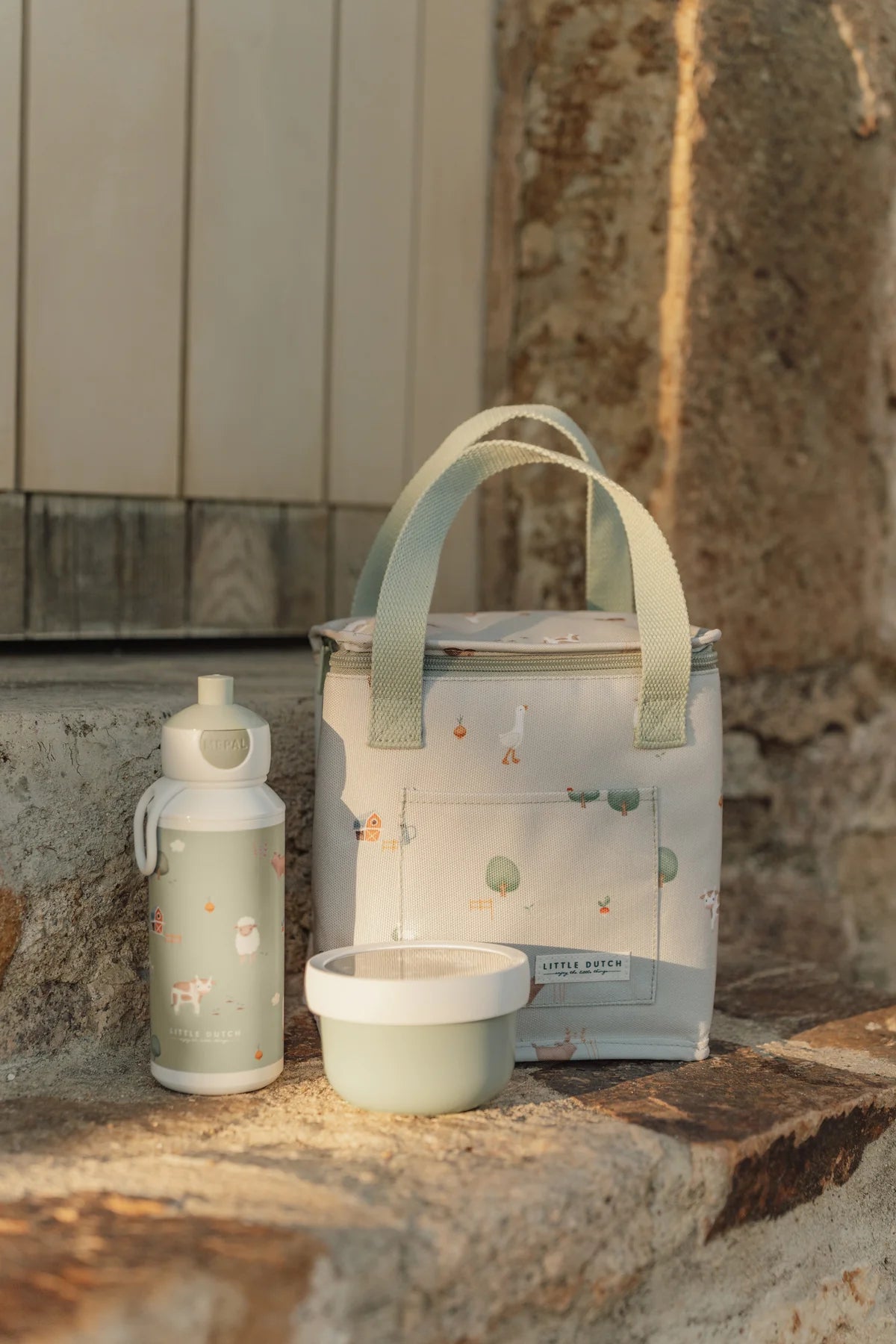 בקבוק שתייה לילדים|חווה קטנה