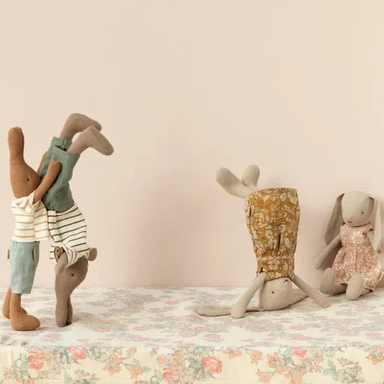 M aileg Bunny size 2, Classic – Flower dress